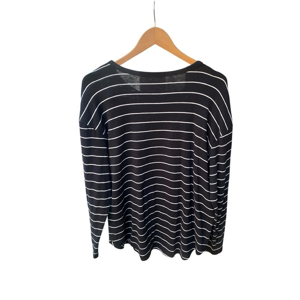 Ava & Viv Long Sleeve Pocket Plus Size T-Shirt Black & White I Size:X/14W - Picture 5 of 7